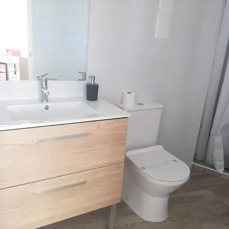 Elegant In With Shared Pool 74 M² *