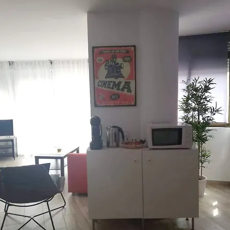 Elegant In With Shared Pool 74 M² Lejlighed *
