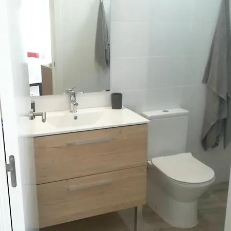 Elegant In With Shared Pool 74 M² Appartement
